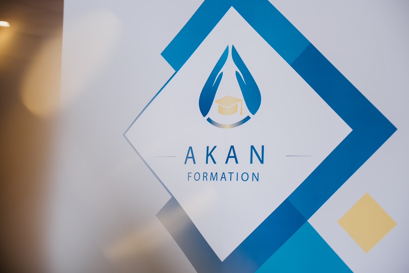 akan formation